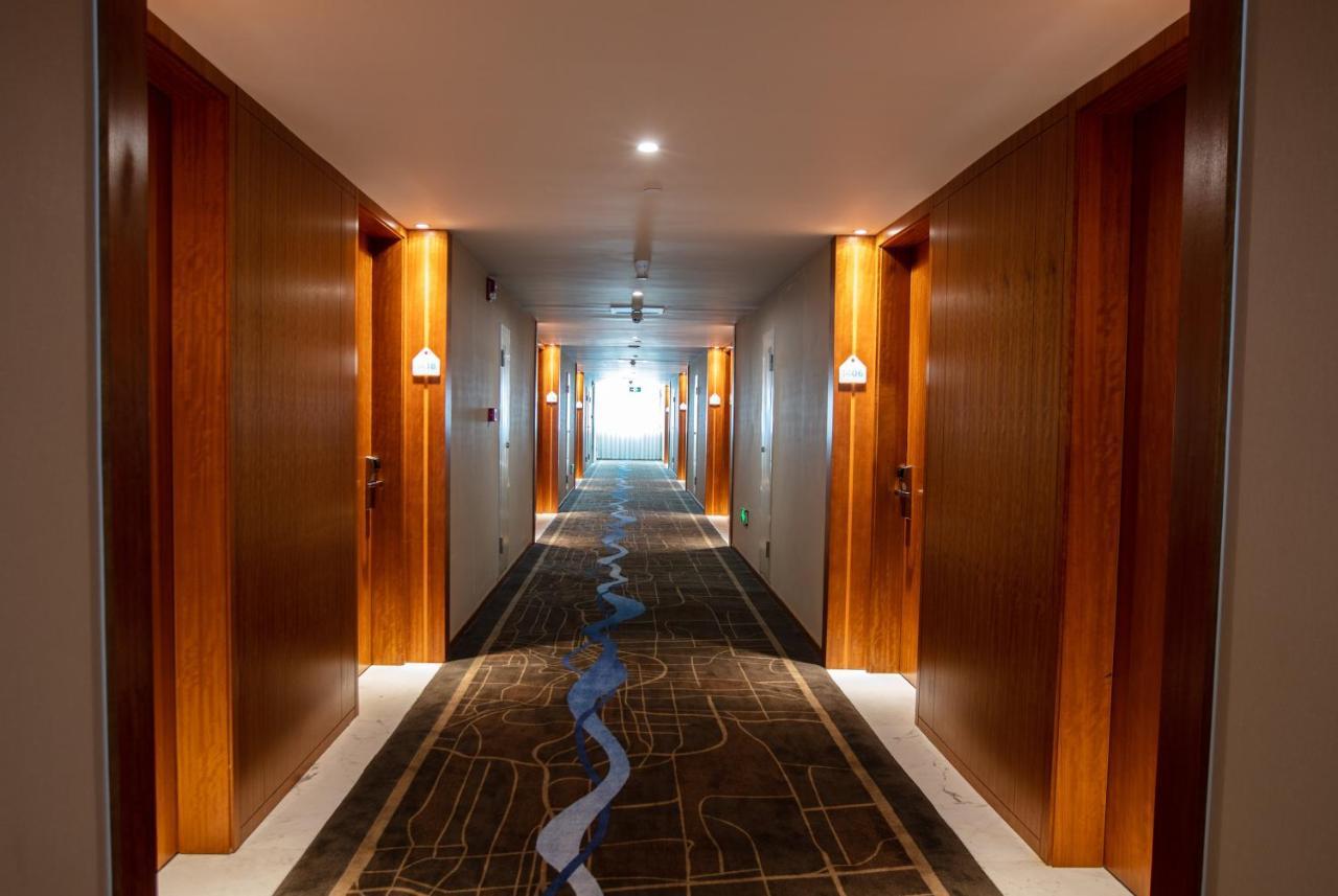 Holiday Inn Express Luoyang Xiyuan Kültér fotó