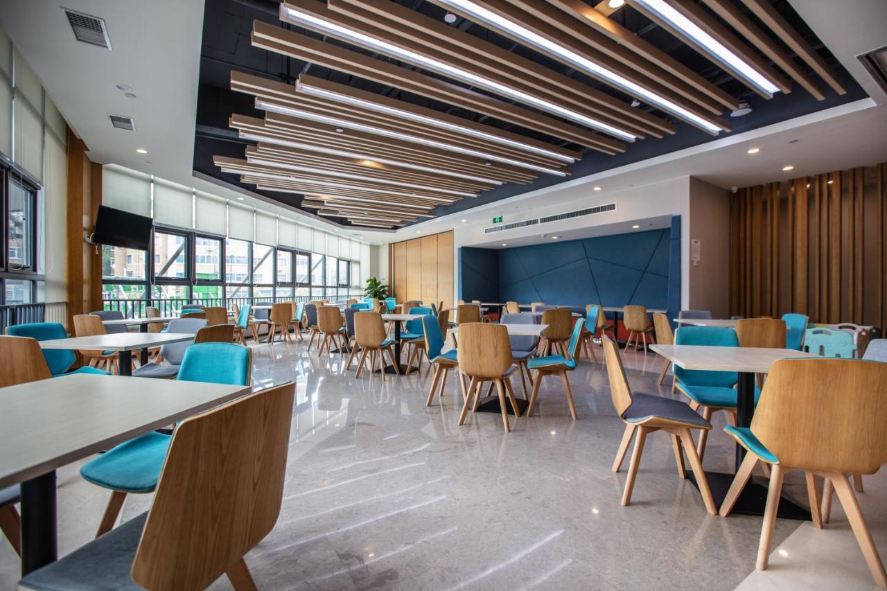 Holiday Inn Express Luoyang Xiyuan Kültér fotó