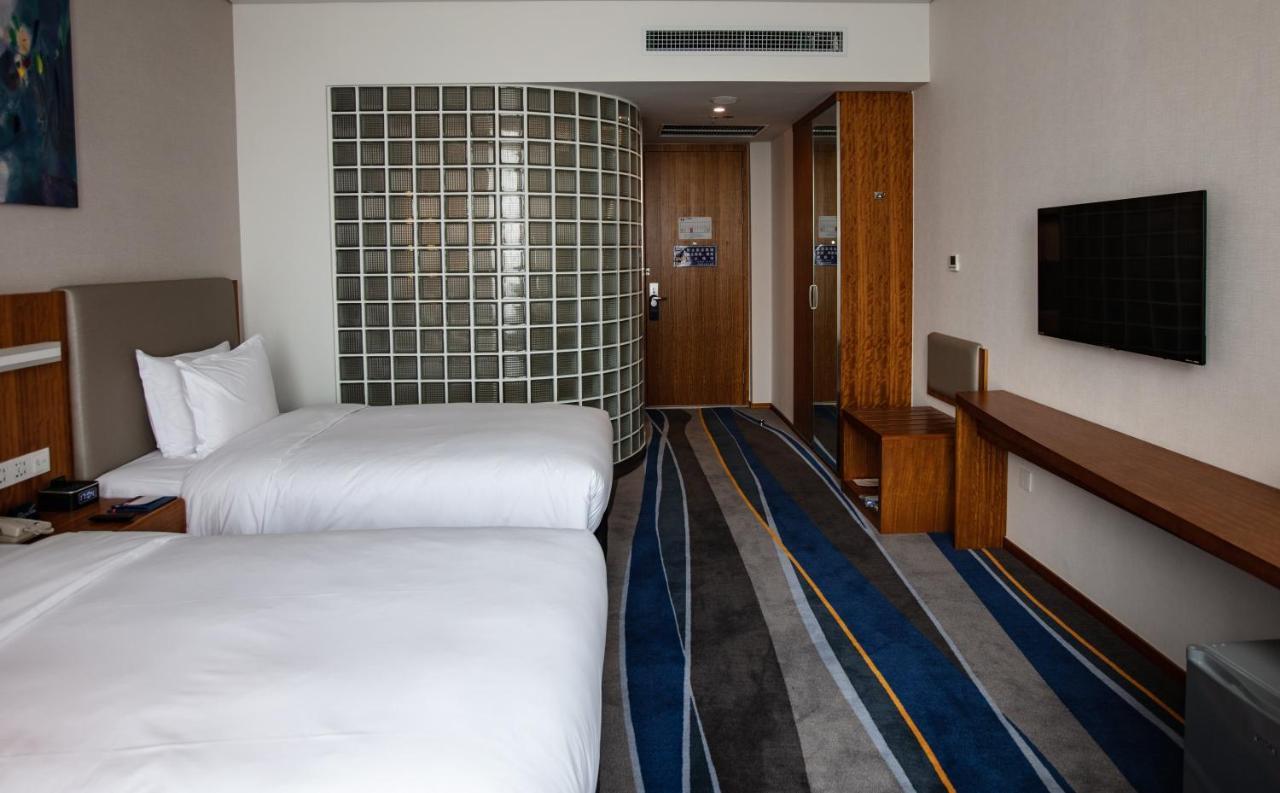 Holiday Inn Express Luoyang Xiyuan Kültér fotó